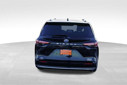 2024 Toyota Sienna Limited
