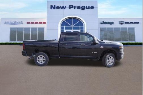 2025 RAM 3500 Big Horn Crew Cab 4x4 6'4' Box