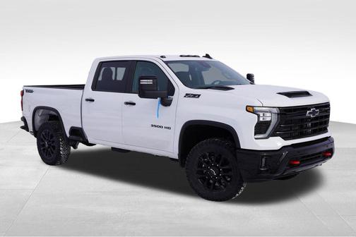 Summit White 2026 Chevrolet Silverado 3500 LT