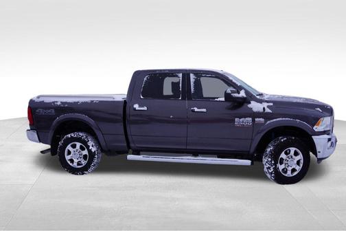 2017 RAM 2500 Big Horn Crew Cab 4x4 6'4' Box