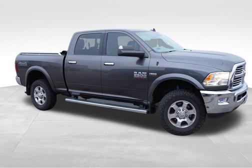 2017 RAM 2500 Big Horn Crew Cab 4x4 6'4' Box