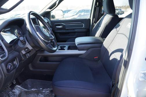 2022 RAM 2500 Big Horn Crew Cab 4x4 6'4' Box