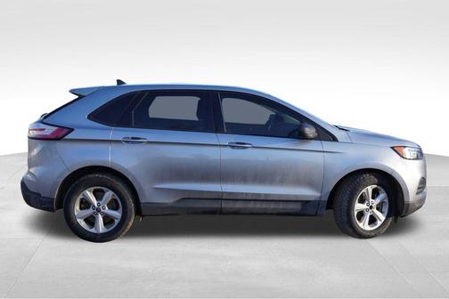 2021 Ford Edge SE