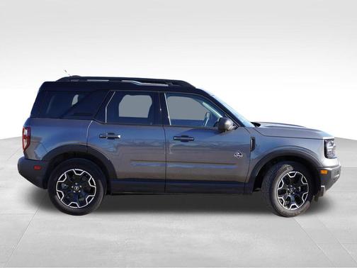 Carbonized Gray Metallic 2025 Ford Bronco Sport Outer Banks