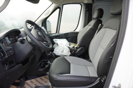 2025 RAM ProMaster 2500 Tradesman