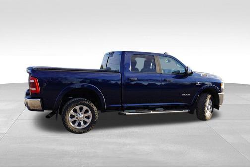 2019 RAM 3500 Laramie Crew Cab 4x4 6'4' Box