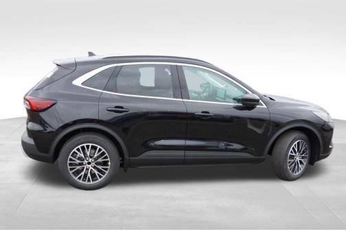 2025 Ford Escape PHEV SE