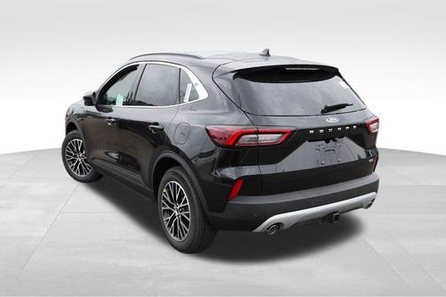 2025 Ford Escape PHEV SE