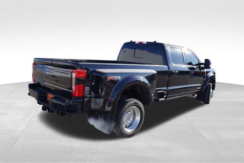 2025 Ford F-450 Platinum