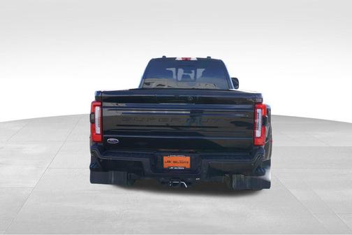 2025 Ford F-450 Platinum