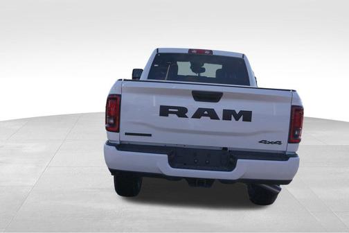 2026 RAM 3500 Big Horn Crew Cab 4x4 6'4' Box