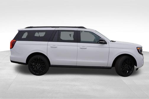 Oxford White 2026 Ford Expedition Max Platinum