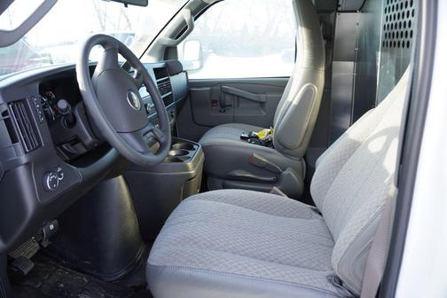 2025 Chevrolet Express 2500 RWD 2500 Extended Wheelbase WT