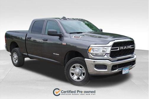 2020 RAM 2500 Tradesman Crew Cab 4X4 6'4' Box