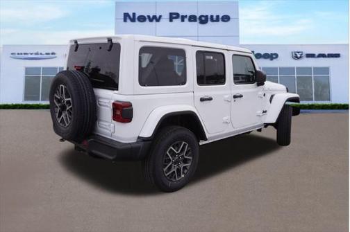 2025 Jeep Wrangler 4-Door Sahara 4x4