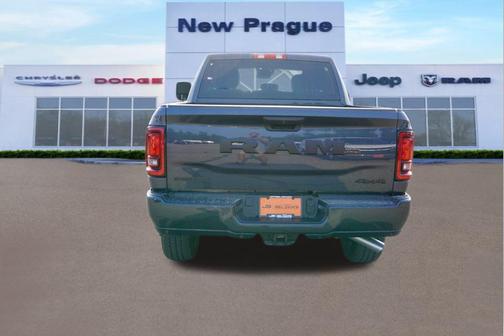 2026 RAM 3500 Big Horn Crew Cab 4x4 6'4' Box