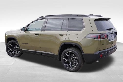 '41 2026 Jeep Cherokee Overland