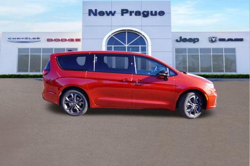 2026 Chrysler Pacifica L
