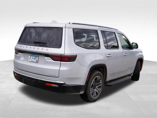 Silver Zynith 2022 Jeep Wagoneer Series III 4x4