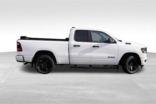 Bright White Clearcoat 2023 RAM 1500 Big Horn/Lone Star