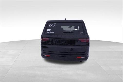 2025 Jeep Wagoneer L Series II Carbide 4x4