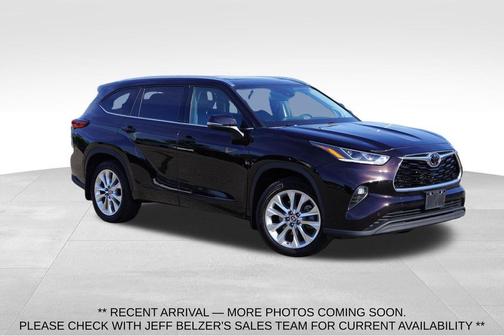 Opulent Amber 2022 Toyota Highlander Limited