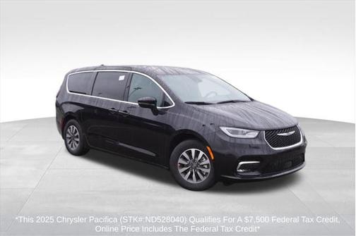 2025 Chrysler Pacifica Hybrid Select