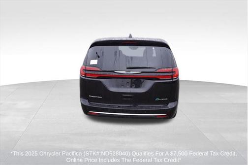 2025 Chrysler Pacifica Hybrid Select
