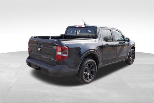 Shadow Black 2025 Ford Maverick Lariat