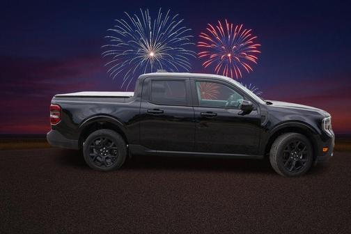 Shadow Black 2025 Ford Maverick Lariat