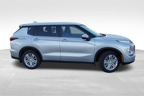 2023 Mitsubishi Outlander ES 2.5 S-AWC