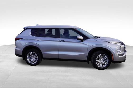 2023 Mitsubishi Outlander ES 2.5 S-AWC