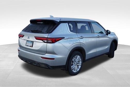 2023 Mitsubishi Outlander ES 2.5 S-AWC