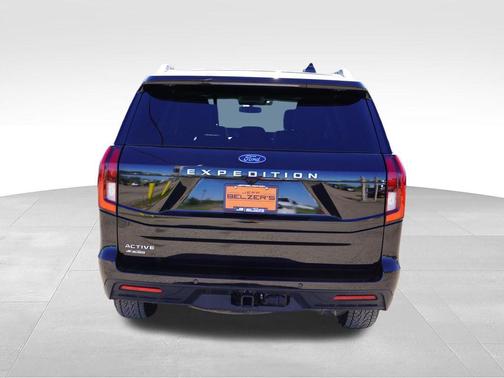 Agate Black Metallic 2025 Ford Expedition Active
