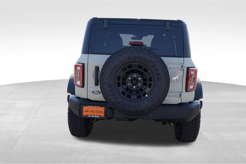 Desert Sand 2026 Ford Bronco Outer Banks