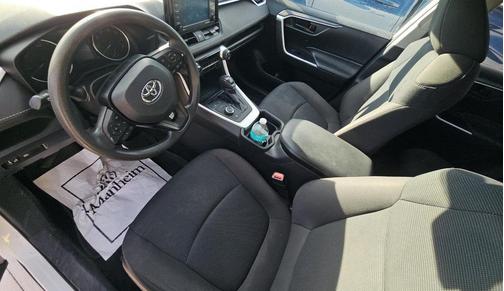 2021 Toyota RAV4 Hybrid LE