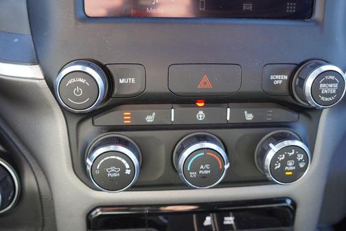 Patriot Blue Pearlcoat 2024 RAM 1500 Big Horn/Lone Star