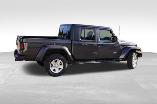 2022 Jeep Gladiator Sport S