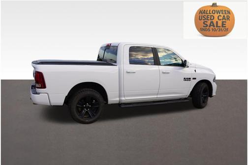 2018 RAM 1500 Night Crew Cab 4x4 5'7' Box