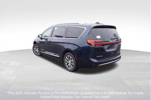 2025 Chrysler Pacifica L