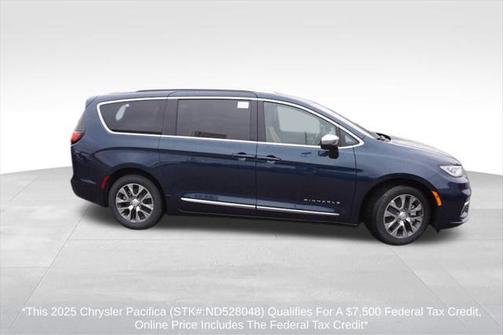 2025 Chrysler Pacifica L