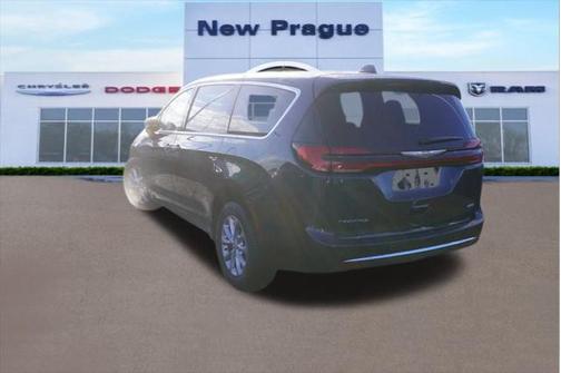 2025 Chrysler Pacifica L