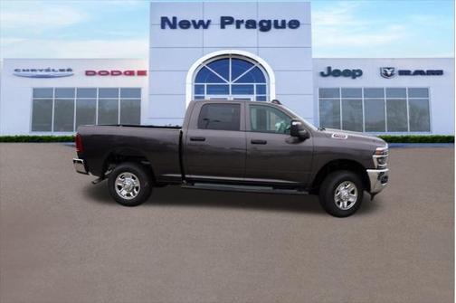 2025 RAM 2500 Tradesman Crew Cab 4x4 6'4' Box