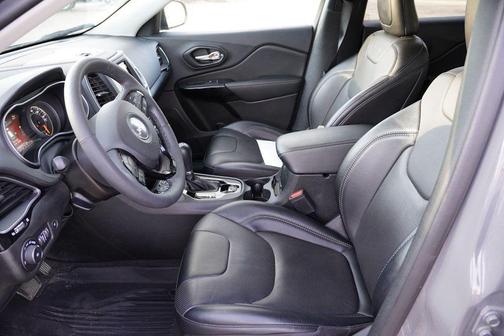 2023 Jeep Cherokee Altitude