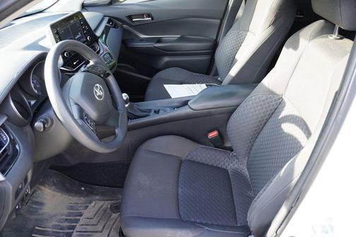 2020 Toyota C-HR LE