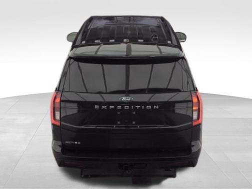 Black Metallic 2025 Ford Expedition Active