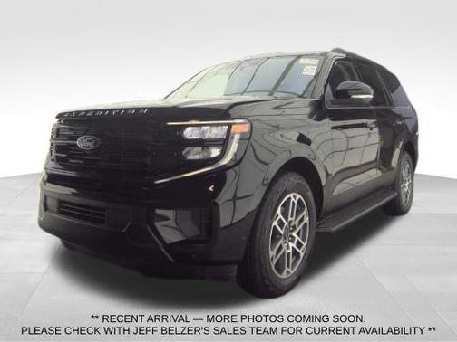 Black Metallic 2025 Ford Expedition Active