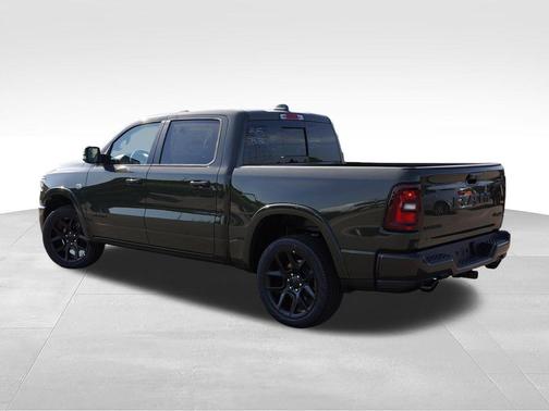 Tank 2026 RAM 1500 Laramie