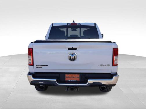 Bright White Clearcoat 2021 RAM 1500 Big Horn/Lone Star