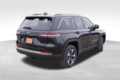 2022 Jeep Grand Cherokee 4xe Base